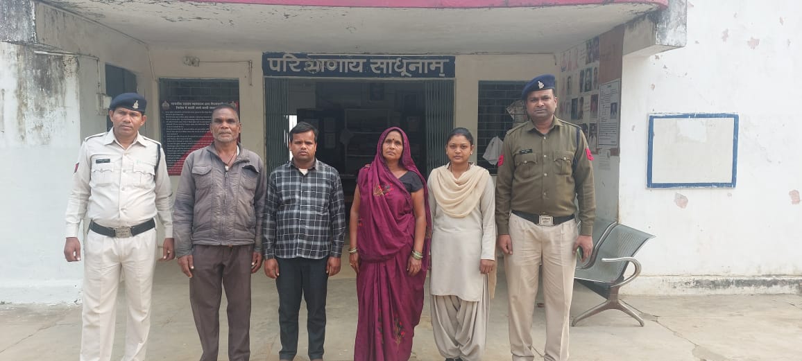 शासकीय राशन सामग्री गबन करने वाले 03 आरोपियों को किया गिरफ्तार सायबर सेल एवं  नवागढ़ पुलिस की कार्यवाही