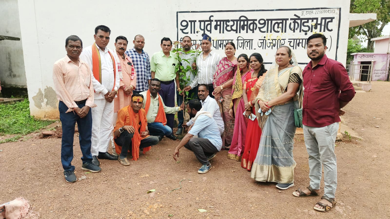 पेड़ हमारे ग्रह पर सबसे महत्वपूर्ण चीजों में से एक है- चंद्रकांत