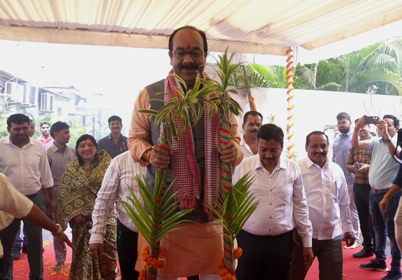 उप मुख्यमंत्री अरुण साव ने हरेली पर कृषि औजारों और गेड़ी की पूजा की