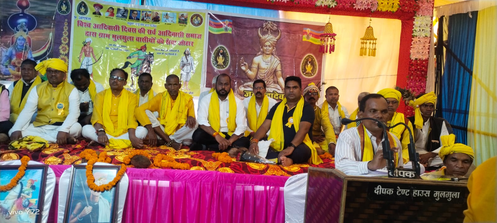 विश्व आदिवासी दिवस पर शहीद वीर नारायण सिंह की प्रतिमा का अनावरण किया गया जेवरा में