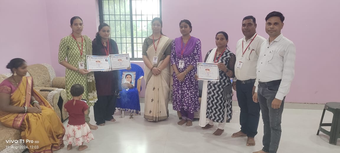 मिनीमाता के पुण्यतिथि पर श्री महिला डेवलपमेंट फाउंडेशन ने किया महिला सम्मान समारोह का आयोजन