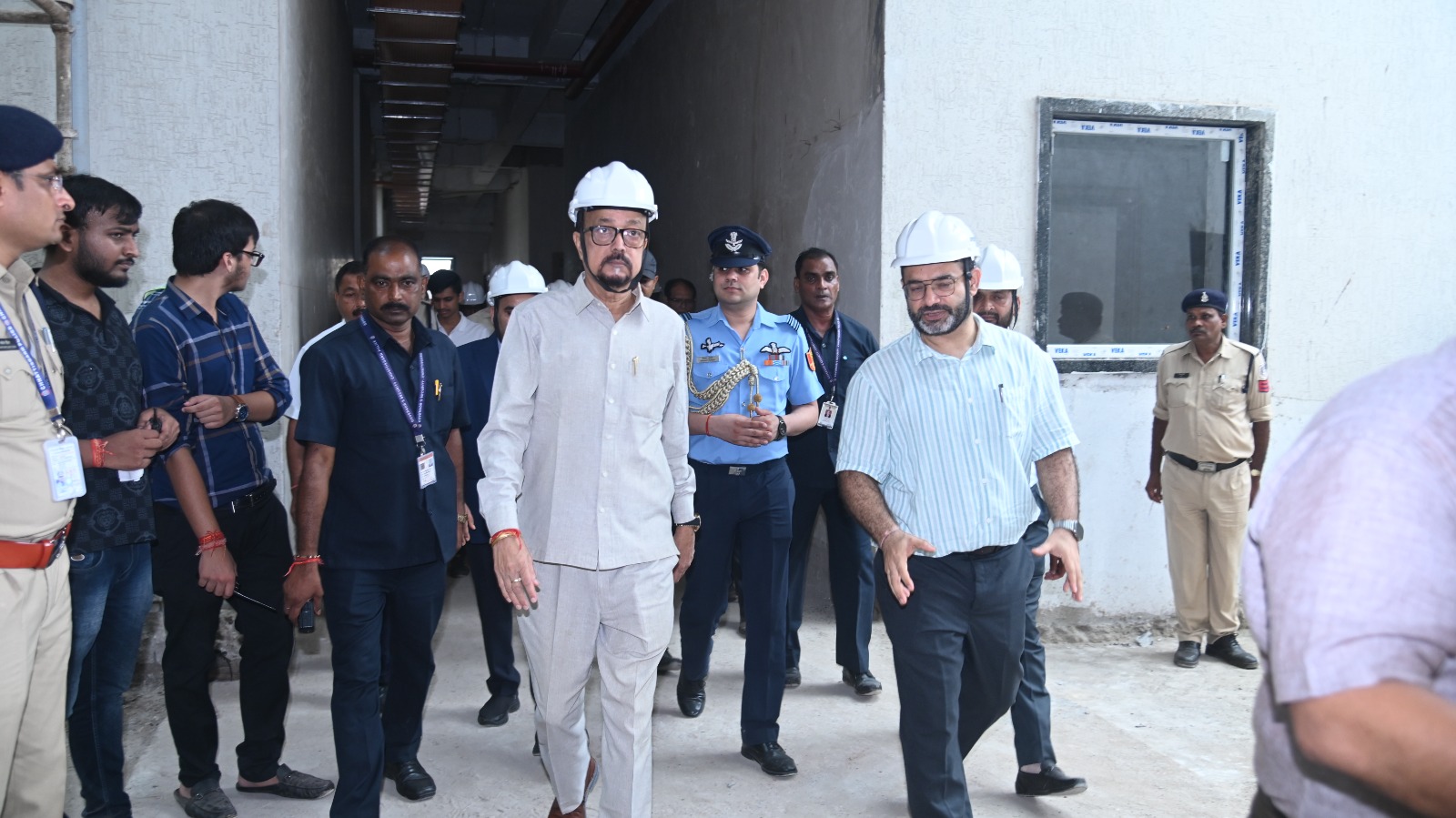 राज्यपाल रमेन डेका ने निर्माणाधीन राजभवन का निरीक्षण किया