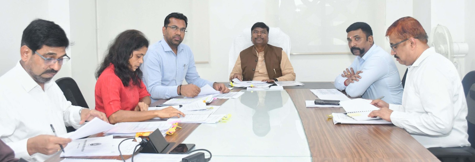 युवाओं को रोजगार से जोड़ने के लिए स्थानीय मांग के अनुरूप प्रशिक्षण दिलाएं: केदार कश्यप