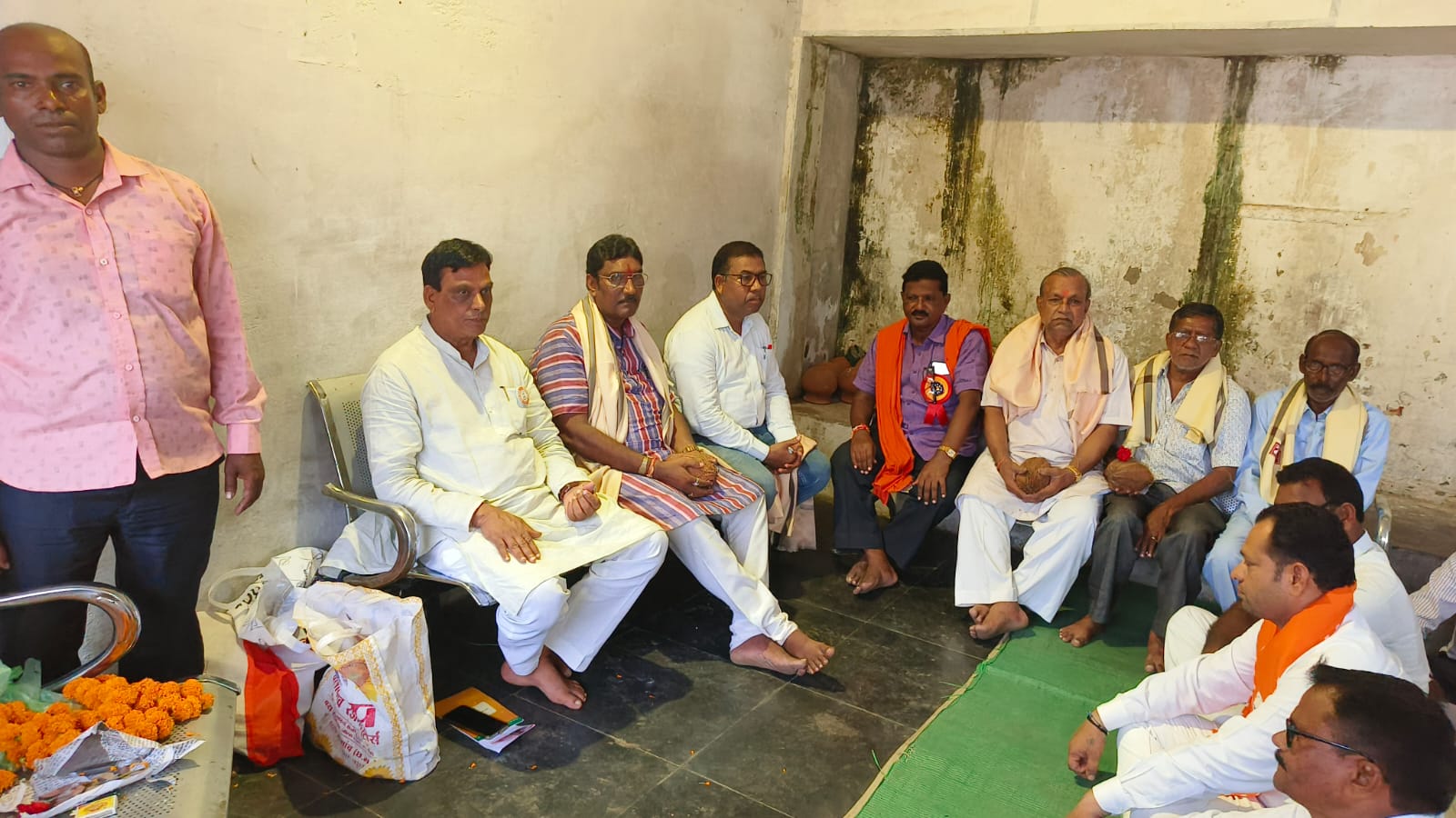 शिक्षक दिवस पर सम्मान कार्यक्रम आयोजित 