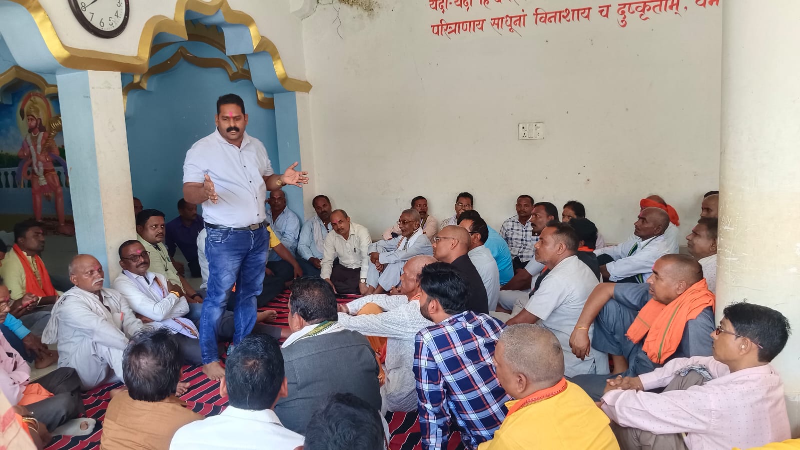 छत्तीसगढ़ अठोरिया यादव समाज के युवाओं ने तीन माह में समाज के शोकाकुल परिवारों को 52000 का किया मदद