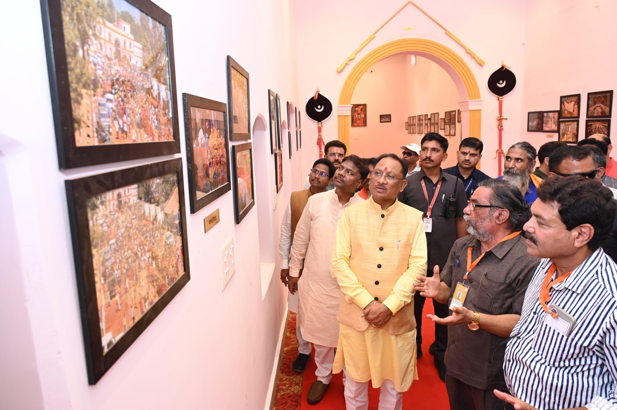 मुख्यमंत्री विष्णु देव साय ने बस्तर दसराहा पसरा के विकास कार्य का किया लोकार्पण