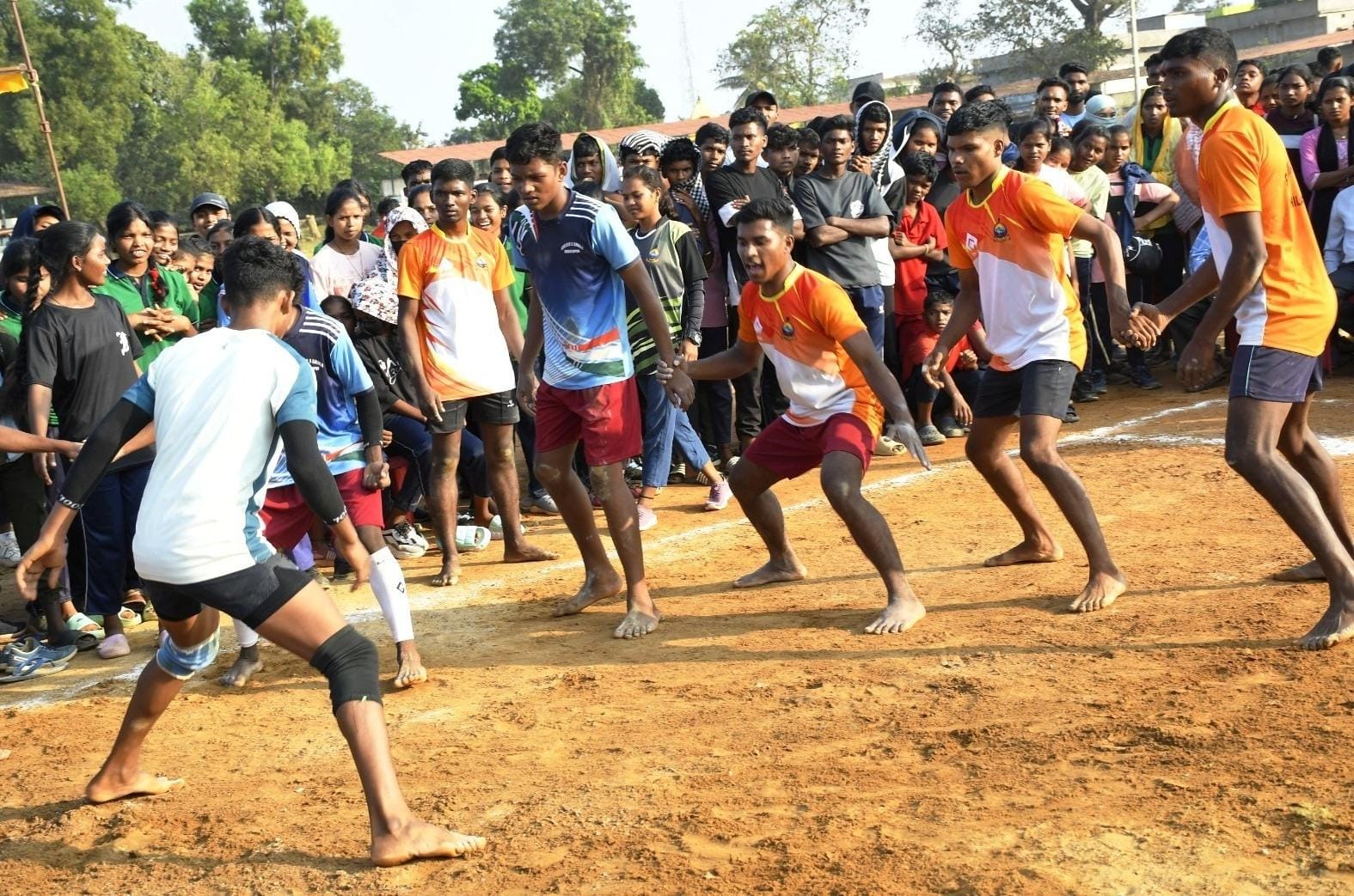 अबूझमाड़ ईलाके में दिख रहा बस्तर ओलिंपिक का उत्साह पारंपरिक खेलों और खिलाड़ियों को मिल रहा प्रोत्साहन