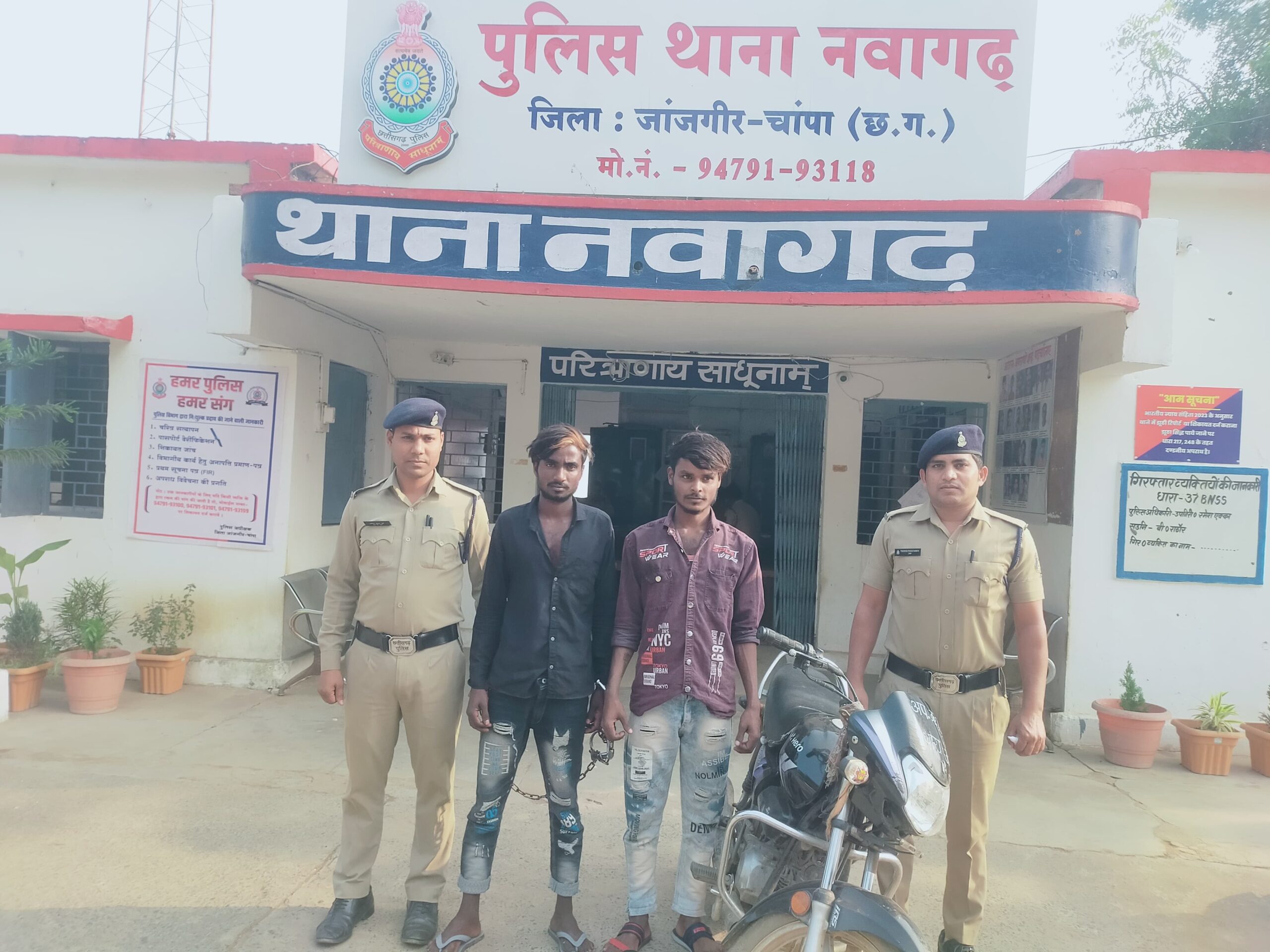 नाबालिक बालिका को शादी का झांसा देकर दैहिक शोषण करने वाला मुख्य आरोपी सहित उनके सहयोगी आरोपी को किया गिरफ्तार