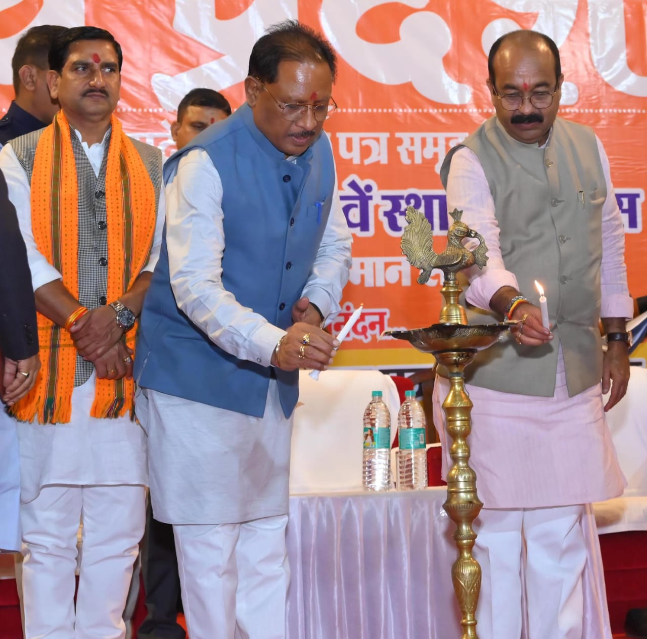 दैनिक नवप्रदेश के बिलासपुर संस्करण के 10वें स्थापना दिवस समारोह में हुए शामिल मुख्यमंत्री विष्णु देव साय