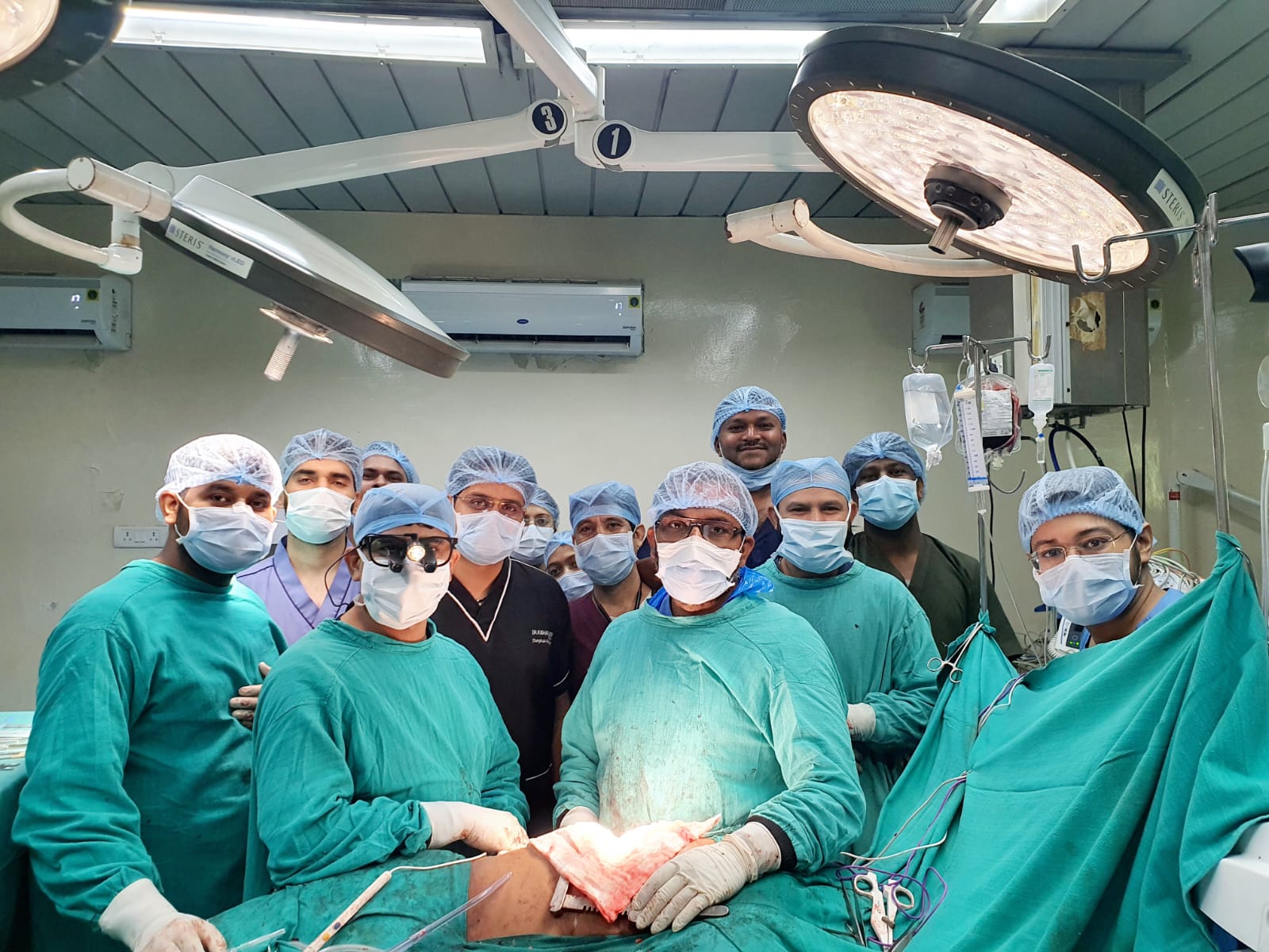 अम्बेडकर अस्पताल के डॉक्टरों ने रचा इतिहास, निकाला फेफड़े और हार्ट से चिपका पांच किलो का ट्यूमर