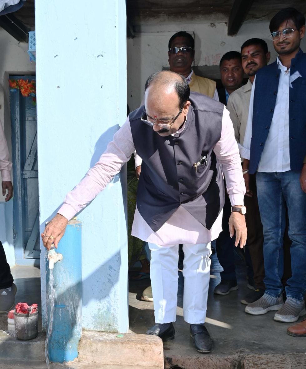 जल जीवन मिशन के कार्यों में तेजी लाने नए साल के पहले ही दिन उप मुख्यमंत्री अरुण साव उतरे फील्ड पर