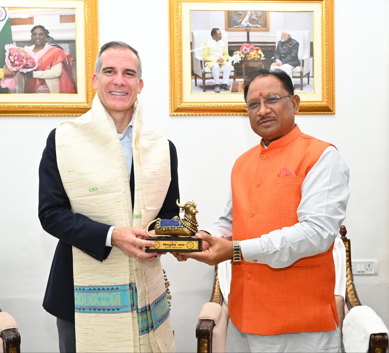 मुख्यमंत्री विष्णु देव साय से मिले अमेरिकी राजदूत एरिक गार्सेटी