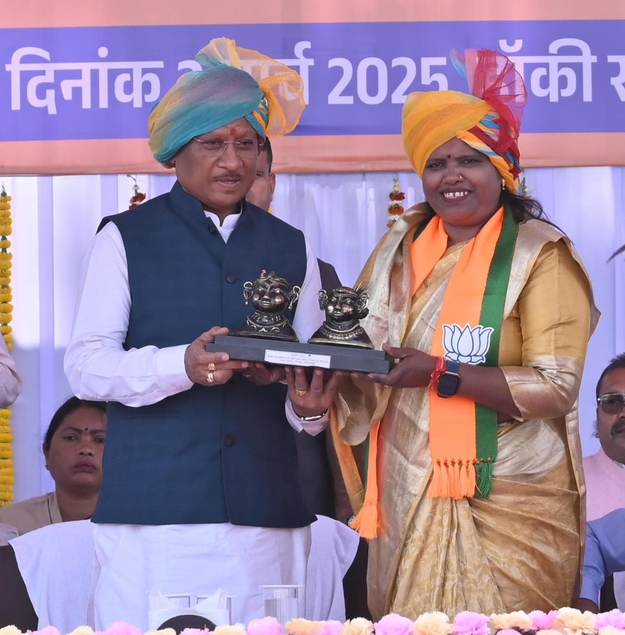 मुख्यमंत्री विष्णुदेव साय एवं विधानसभा अध्यक्ष डॉ. रमन सिंह की उपस्थिति में लोकतंत्र के नवयुग का शुभारंभ