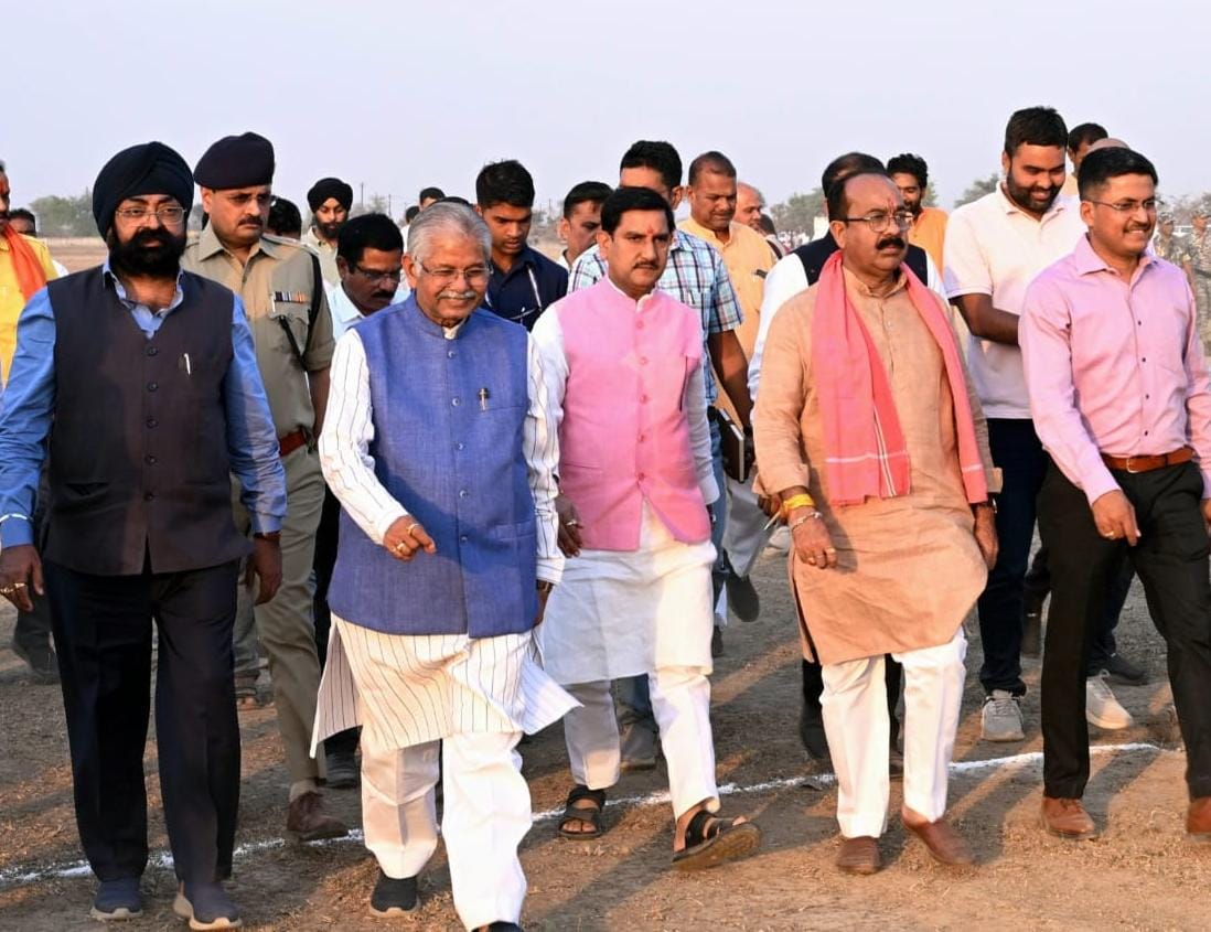 प्रधानमंत्री का 30 मार्च को छत्तीसगढ़ प्रवास : केन्द्रीय राज्य मंत्री श्री तोखन साहू और उप मुख्यमंत्री अरुण साव ने तैयारियों का लिया जायजा