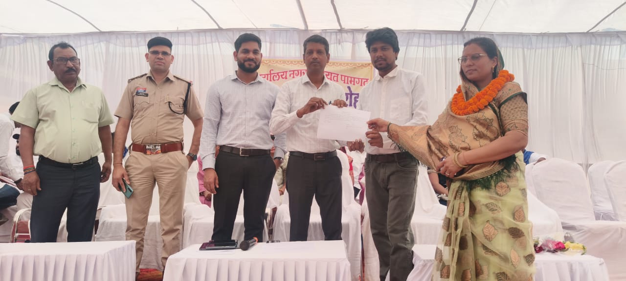 नगर पंचायत पामगढ़ के उपाध्यक्ष चुनाव में बसपा के सिद्धार्थ कमल खूंटे बने उपाध्यक्ष