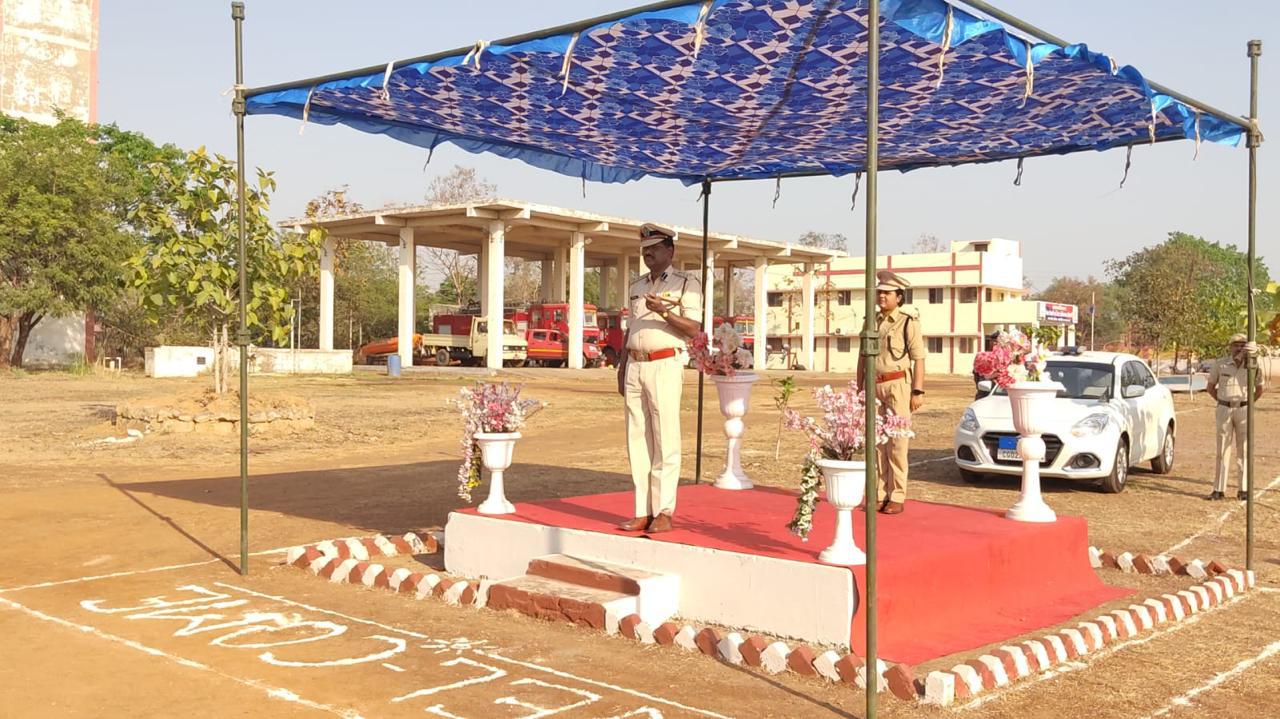 अतिरिक्त प्रधान सेनानी एस.के. ठाकुर कार्यालय जिला सेनानी एवं जिला अग्निशमन अधिकारी, नगर सेना का किया निरीक्षण