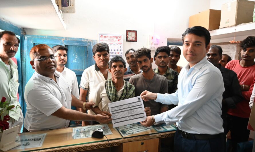 कलेक्टर ने किया विकासखण्ड अकलतरा एवं बलौदा में कृषक पंजीयन शिविर का निरीक्षण