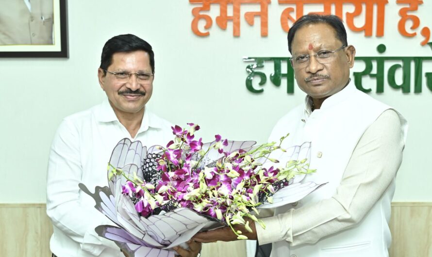 मुख्यमंत्री विष्णु देव साय से एसईसीएल के नवनियुक्त सीएमडी हरीश दुहन ने की सौजन्य भेंट