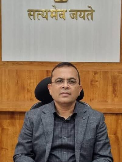 छत्तीसगढ़ में बड़े पैमाने पर IAS अफसरों का तबादला, जन्मेजय महोबे होंगें जांजगीर कलेक्टर, देखें लिस्ट