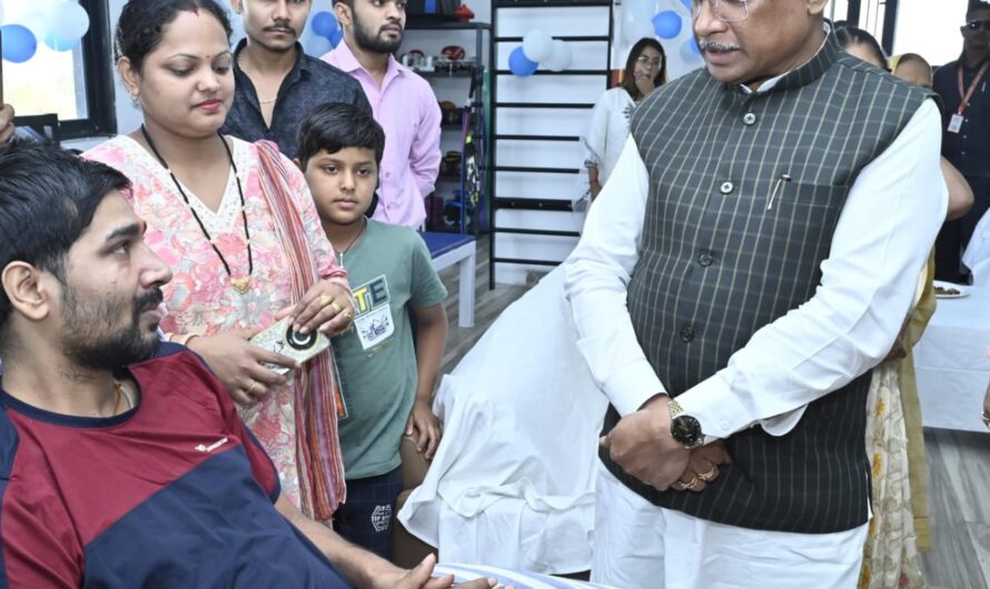 मुख्यमंत्री विष्णु देव साय ने न्यूरो स्पाइन रिहैबिलिटेशन सेंटर का किया शुभारंभ