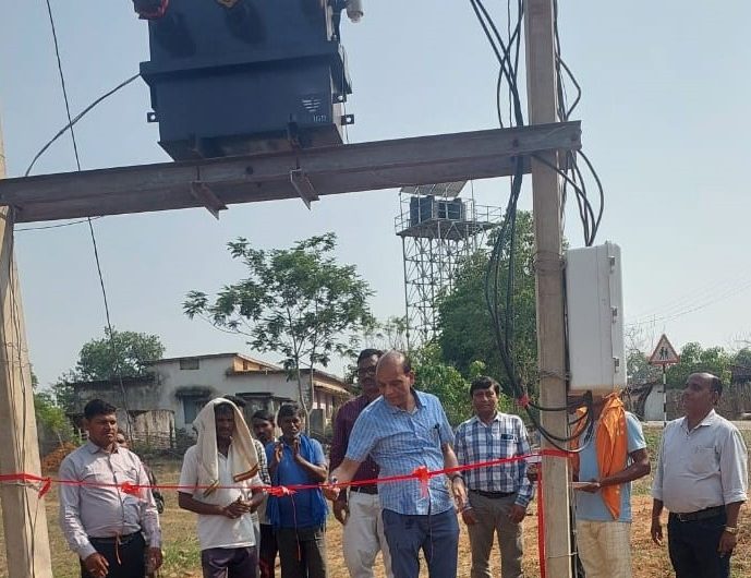 मुख्यमंत्री मजराटोला विद्युतीकरण योजना बनी ग्रामीणों के जीवन में नई उम्मीद की किरण