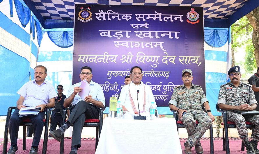 CG News: CM विष्णु देव साय पहुंचे दंतेवाड़ा जिले के ग्राम मुलेर : छत्तीसगढ़ के अंतिम छोर पर पहुंचा सुशासन तिहार