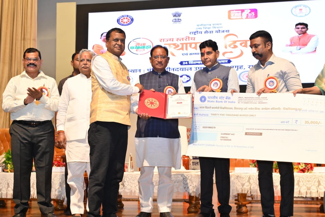 व्यक्तिगत स्वार्थ से ऊपर उठकर किया गया हर कार्य है सेवा और राष्ट्र निर्माण का कार्य – मुख्यमंत्री साय
