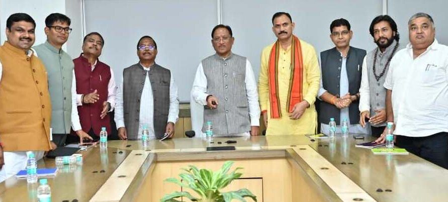 सुशासन की नई पहल: ऑनलाईन छात्रवृत्ति और शिष्यवृत्ति भुगतान के लिए समय-सीमा निर्धारित