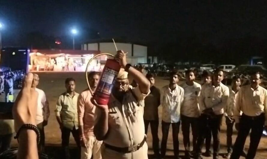 फटाका व्यवसायियों की बैठक में दिए गए सुरक्षा संबंधी निर्देश