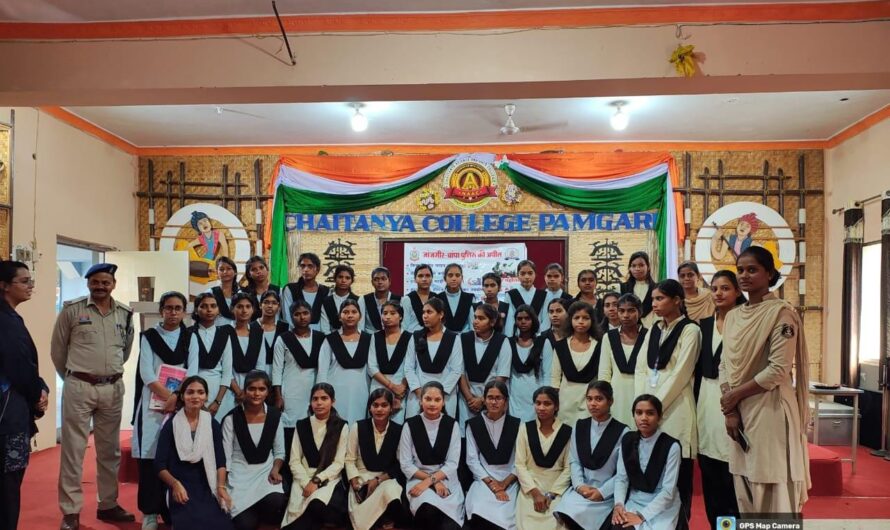 चैतन्य महाविद्यालय में विद्यार्थियों को दी गई यातायात नियमों एवं पॉक्सो अधिनियम की जानकारी