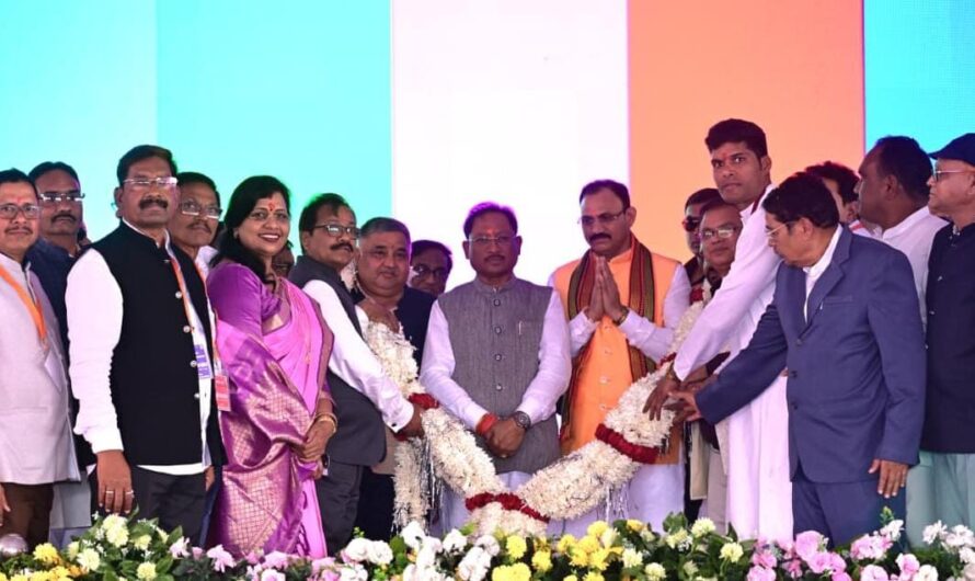 कल्चुरी कलार समाज के सम्मेलन में शामिल हुए मुख्यमंत्री