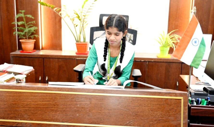 जांजगीर-चांपा जिले की प्रतीकात्मक कलेक्टर बनी कक्षा 11वीं की छात्रा
