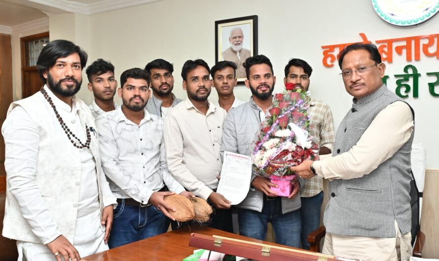 CM विष्णु देव साय से पोस्ट मैट्रिक अनुसूचित जाति छात्रावास के प्रतिनिधि मंडल ने की सौजन्य भेंट