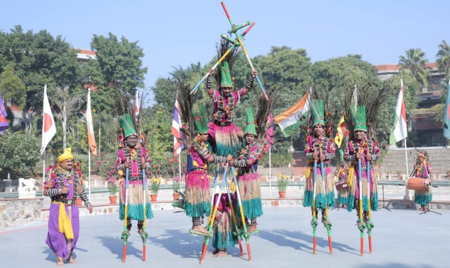 लाल किले में गूंजा “छत्तीसगढ़िया सबले बढ़िया” छत्तीसगढ़ के गेड़ी नृत्य का अद्भुत प्रदर्शन को यूनेस्को ने सराहा