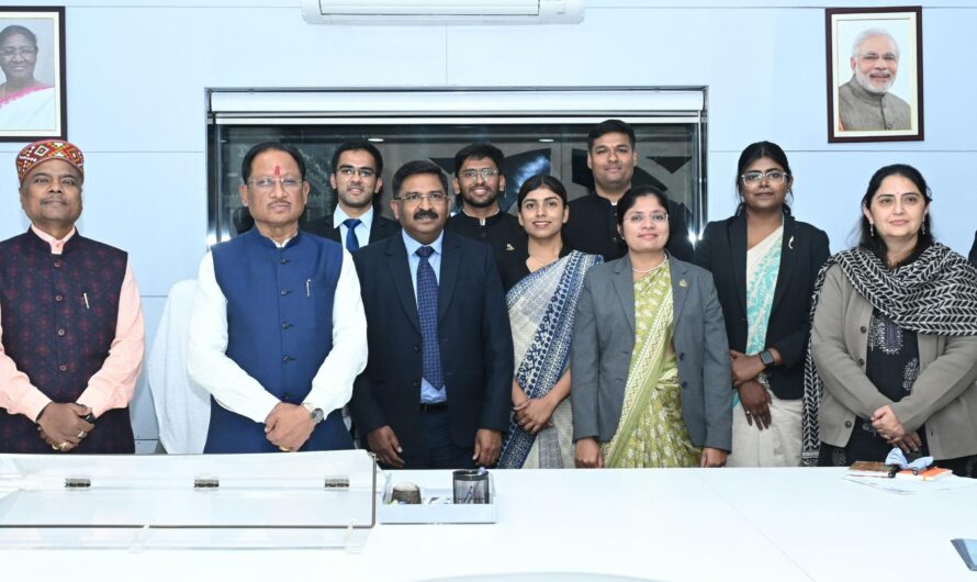 मुख्यमंत्री से भारतीय वन सेवा 2024 बैच के प्रशिक्षु अधिकारियों ने की मुलाकात