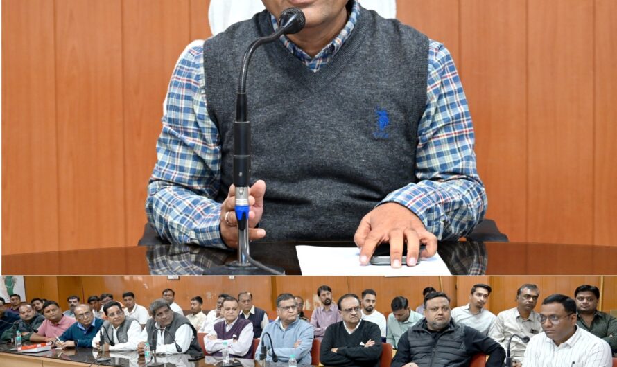 कलेक्टर ने ली जिले के राइस मिलर्स की बैठक:मिलर्स को धान उठाव और परिवहन में दिशा निर्देशों में पालन के दिए निर्देश