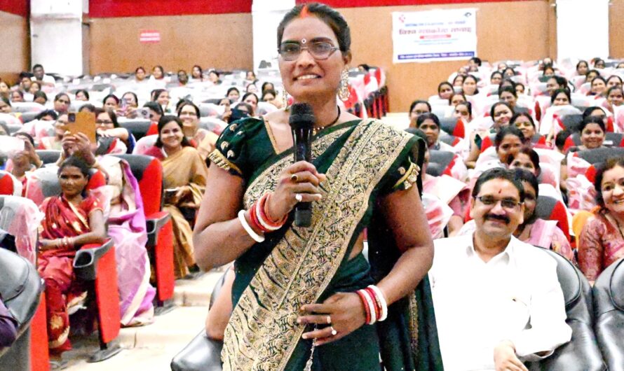 महतारी वंदन योजना के पैसों से सरस्वती केंवट ने बढ़ाया अपना होटल व्यवसाय, हर माह 10–15 हजार की आमदनी