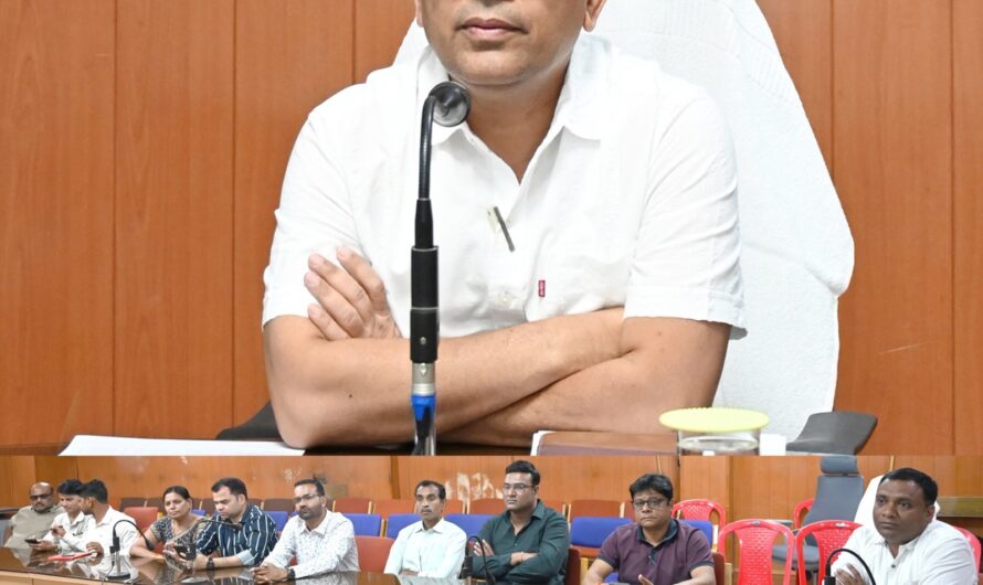 जिले में घरेलू एलपीजी आपूर्ति सुनिश्चित करने कलेक्टर ने ली बैठक