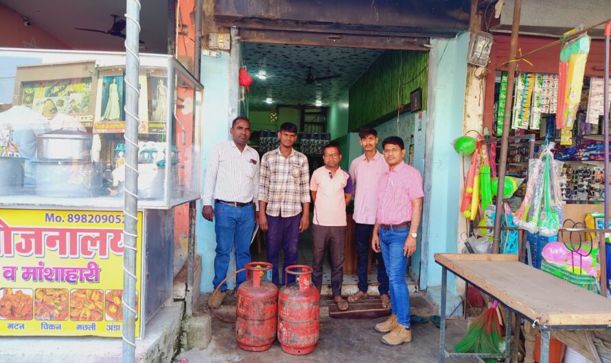 खाद्य विभाग की कार्यवाही: पामगढ़ क्षेत्र के होटलों-ढाबों पर छापा, 11 घरेलू गैस सिलेंडर जब्त