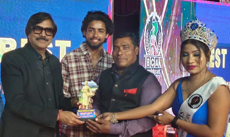 छत्तीसगढ़ सिने बिलासा छत्तीसगढ़ रत्न अवार्ड से सामाजिक कार्यकर्ता उमेश कांत हुए सम्मानित 