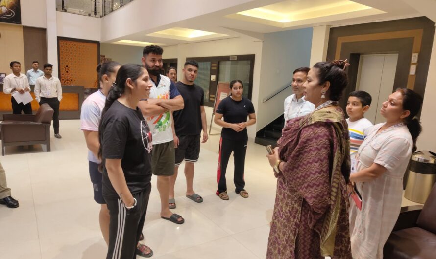 खेलों इंडिया ट्राइबल गेम्स 2026: संचालक तनुजा सलाम ने अम्बिकापुर में तैयारियों का लिया जायजा