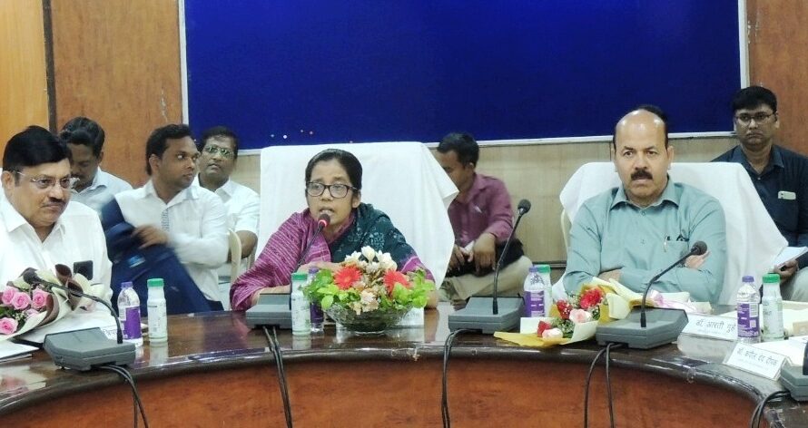 हरित खाद, नीली-हरी शैवाल और जैव उर्वरकों पर जोर दिया कृषि उत्पादन आयुक्त शहला निगार